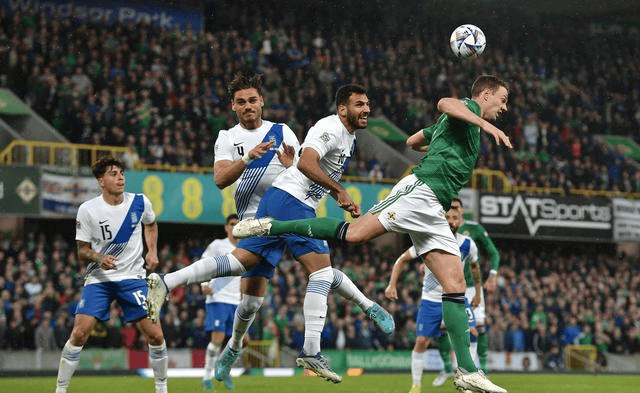 曼联与皇家马德里争分夺秒，欧国联比赛激烈